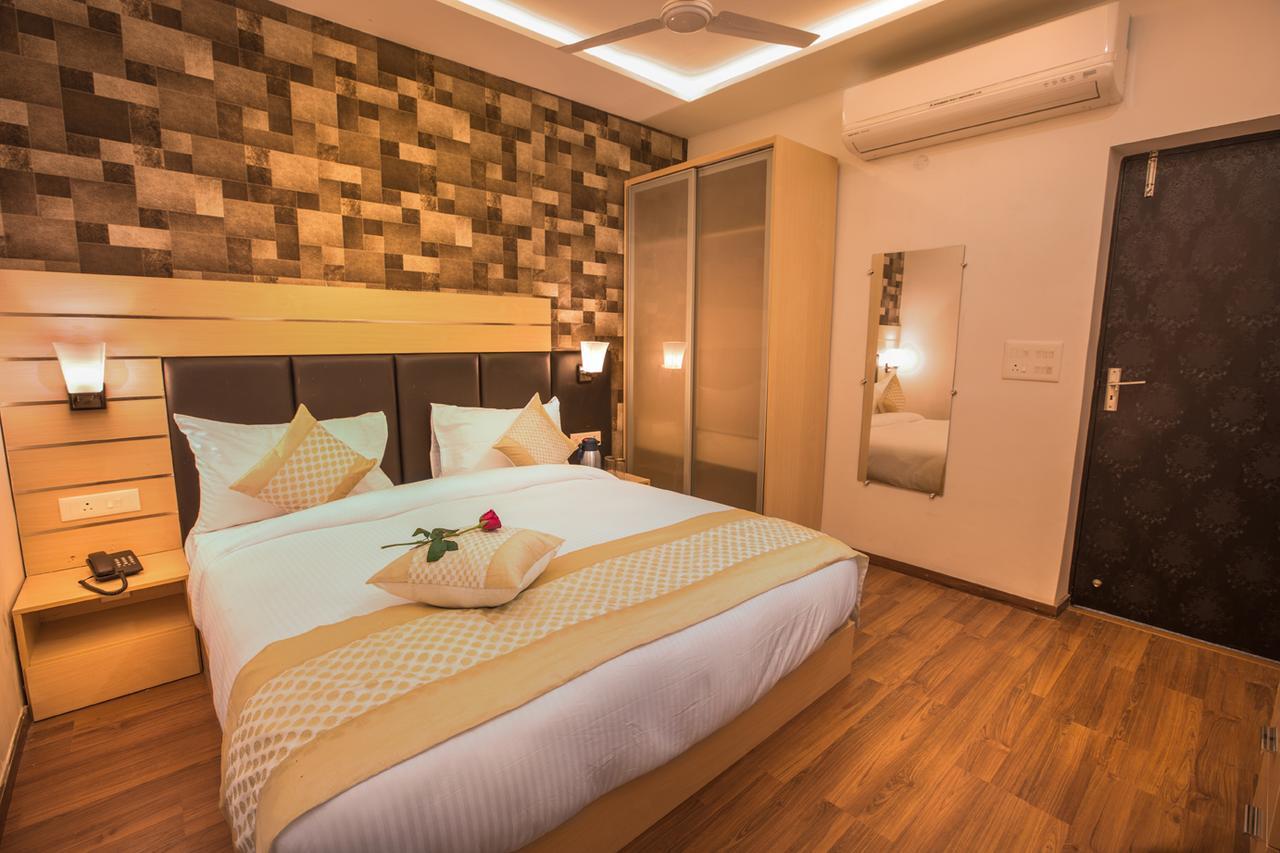 Kadamb Spritual Stay Vrindāvan Extérieur photo